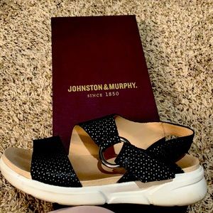 Johnston & Murphy  size 7.5.  Color: black